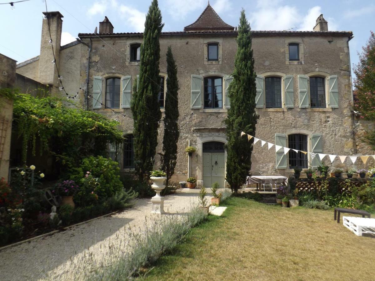 مبيت وإفطار Puy-lʼÉvêque Maison Delmas المظهر الخارجي الصورة