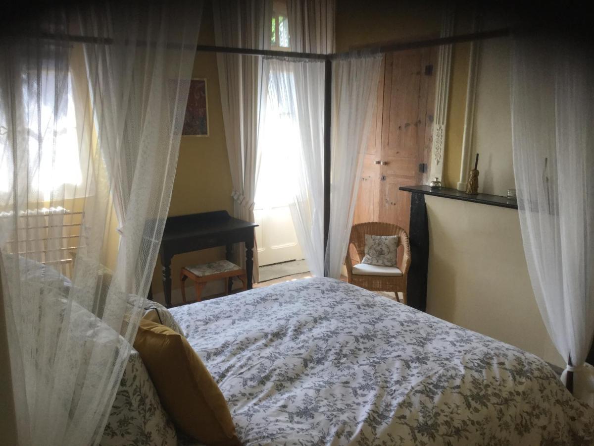 مبيت وإفطار Puy-lʼÉvêque Maison Delmas المظهر الخارجي الصورة