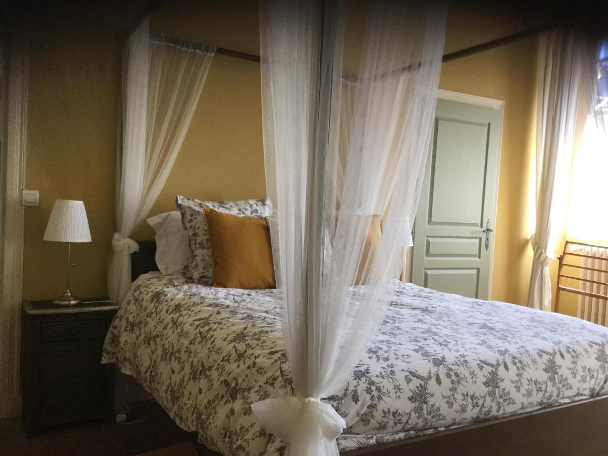 مبيت وإفطار Puy-lʼÉvêque Maison Delmas المظهر الخارجي الصورة